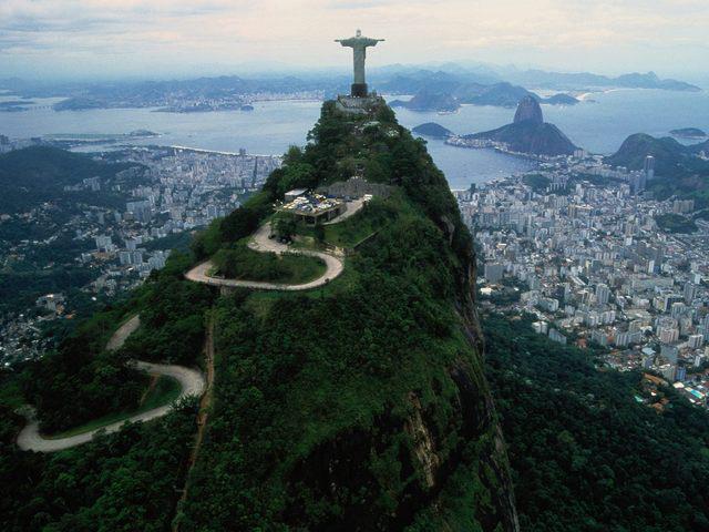  Рио-де-Жанейро, Статуя Христа Спасителя
