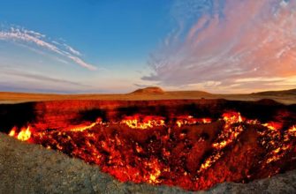 Путешествуя по Туркменистану, обязательно посетите одну из главных достопримечательностей – газовый кратер «Дарваза».