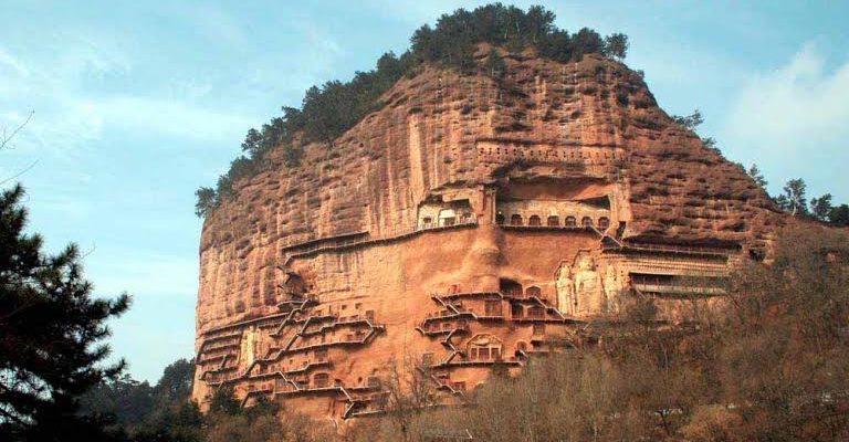 Пещерный монастырь Майцзишань