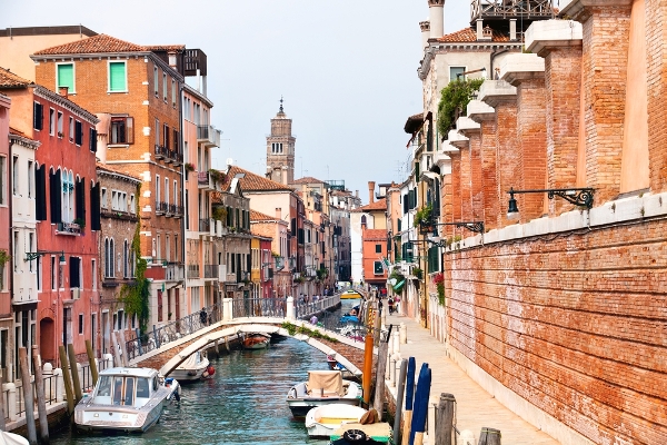 Дальние набережные в Венеции