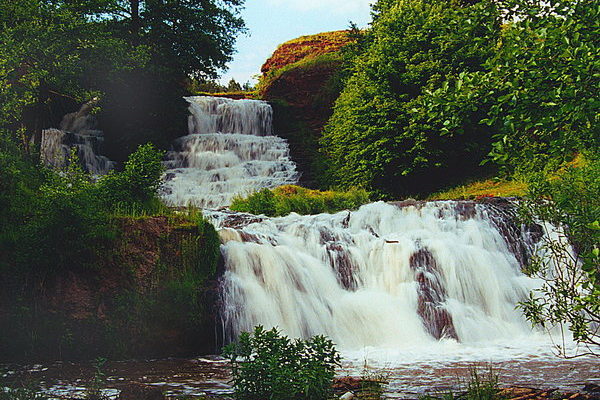 Водопад в Ныркове