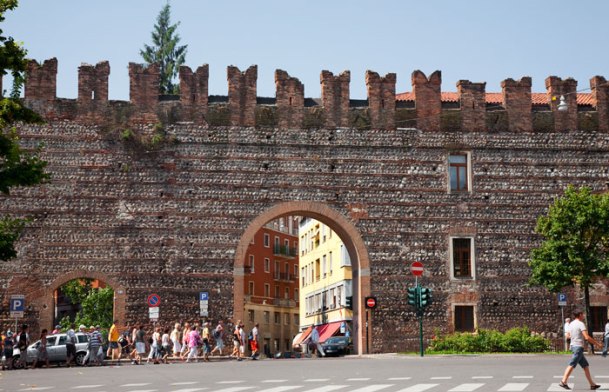 Городская стена Вероны