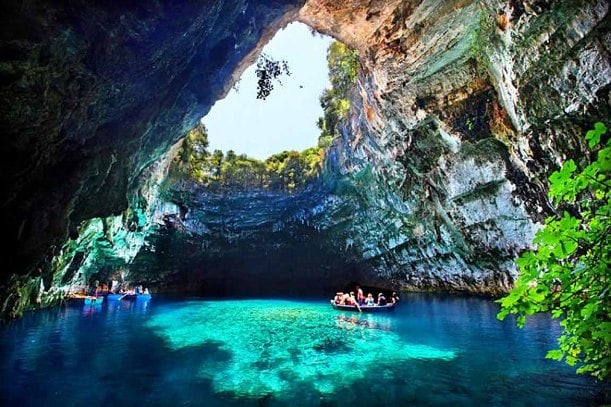 Озеро пещеры Мелиссани, Кефалония, Греция