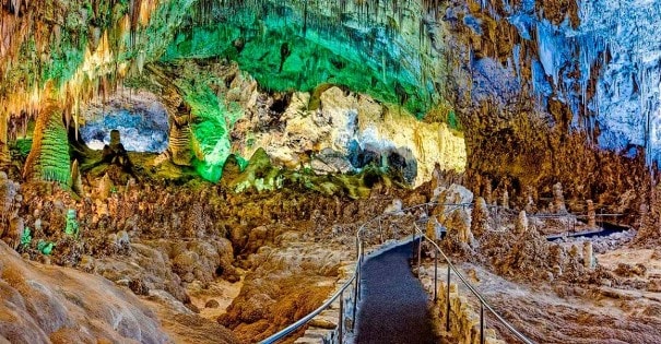Озера Карлсбадских пещер, штат Нью-Мексико, США