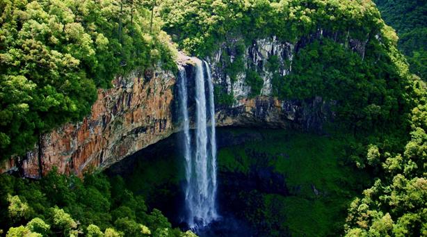 Водопад Cascata Do Caracol, Канела, Бразилия