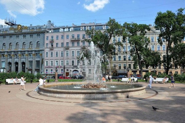 популярные площади в санкт петербурге