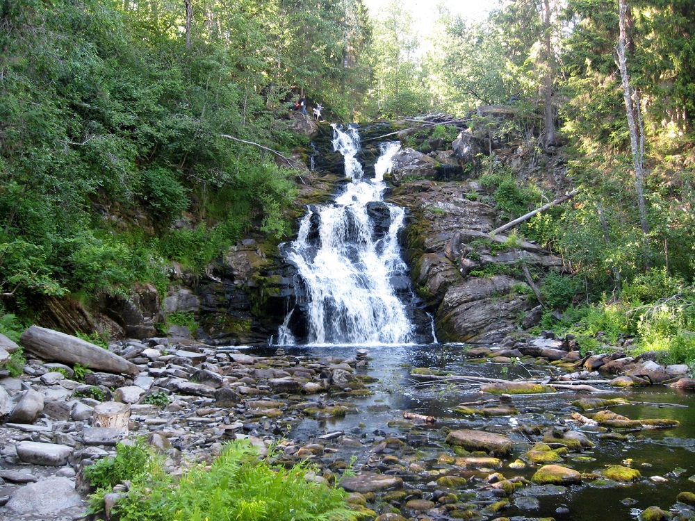 Дикая природа Карелии: водопад Юканкоски или Белые Мосты