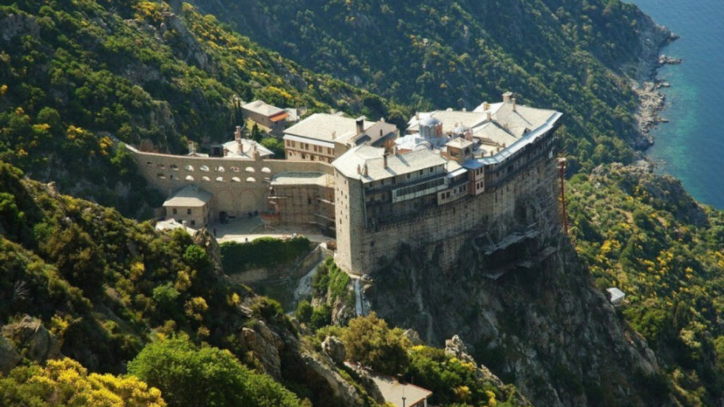 Монастыри горы Афон: греческая святыня, поражающая каждого!