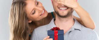 Новый год 2018: как выбрать идеальный подарок парню на праздник