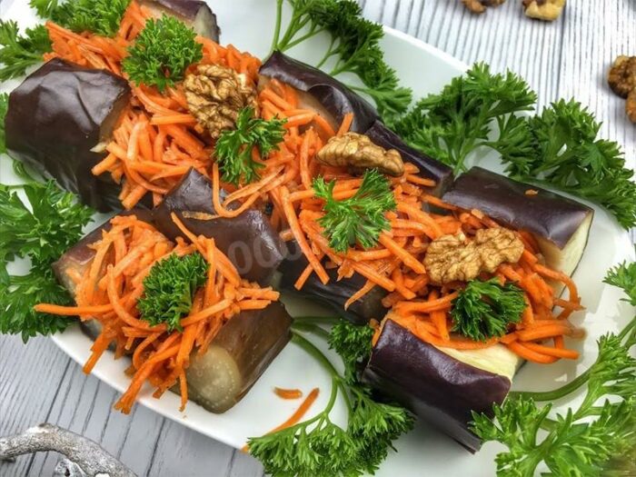 Баклажаны с корейской морковкой, шампиньонами: простой рецепт на зиму