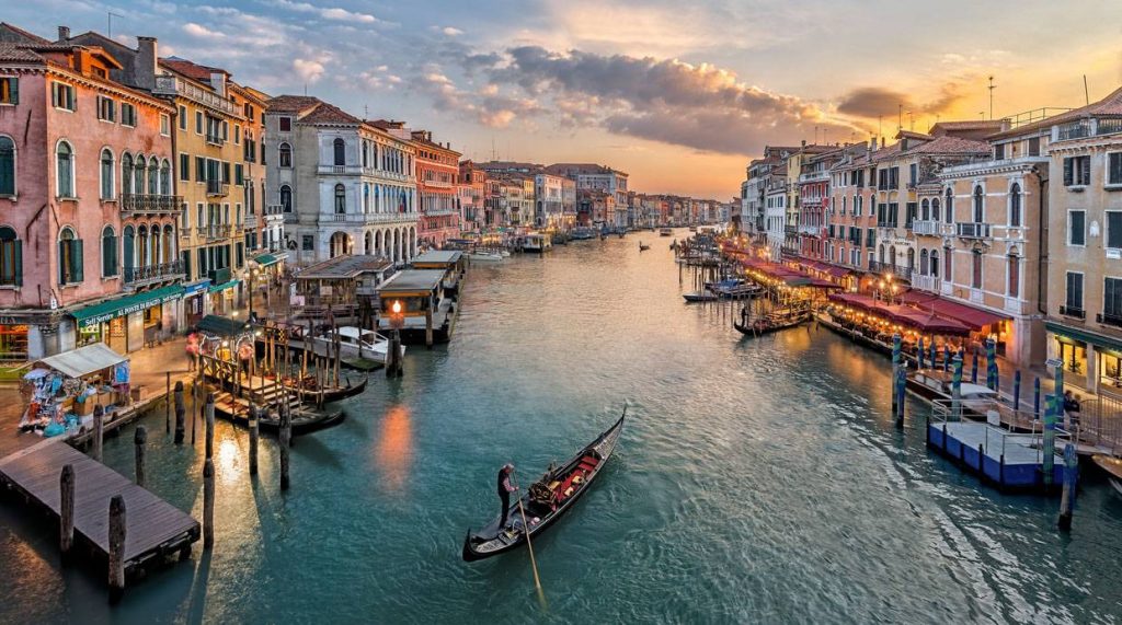 Популярные туристические города Италии: список интересных мест