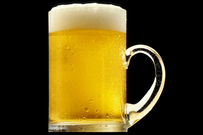 Пиво или водка: что можно пить, а что опаснее, вреднее для желудка человека
