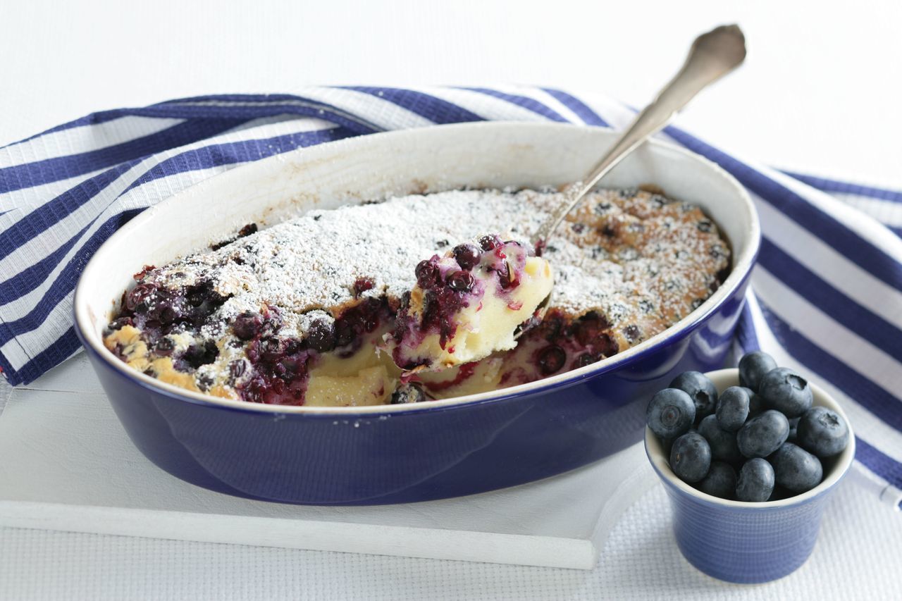 Пирог с творогом и голубикой в духовке: простой рецепт, пошаговое описание с фото