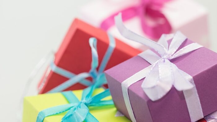 Подарок будущей теще на день рождения от зятя: что подарить на юбилей