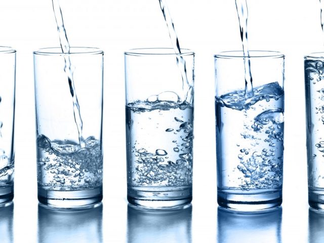 Гадание на стакане с водой и соли: какие есть гадания, значение результатов