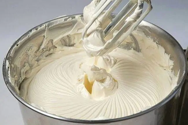 Что делать, если сливочный крем для торта получился слишком жидкий?