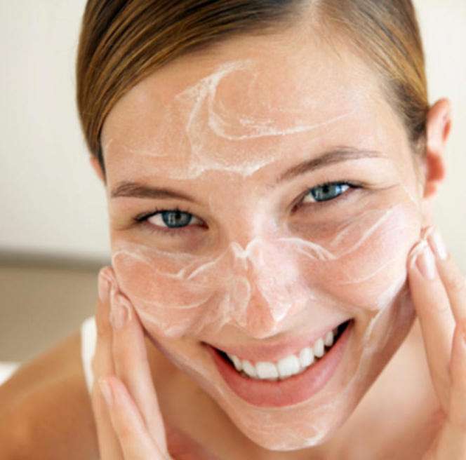 Можно ли мыться хозяйственным мылом: польза и вред для поверхности кожи