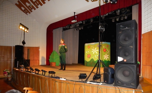 В Мозыре представили театрализованную постановку «Непослушная спичка»