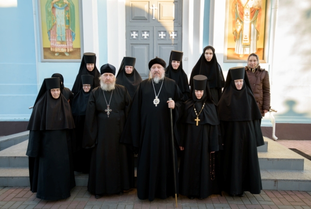Гомельский архиепископ Стефан посетил Иоанно-Кормянский женский монастырь