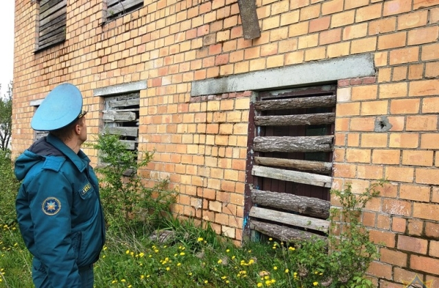 Ивановские спасатели взяли на контроль пустующие и брошенные здания