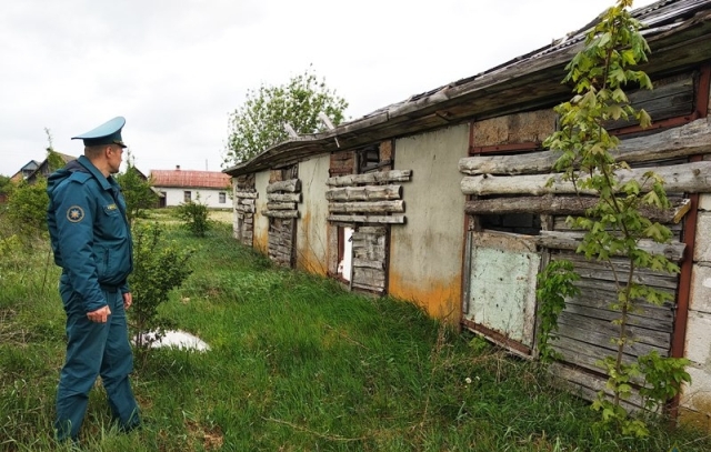 Ивановские спасатели взяли на контроль пустующие и брошенные здания