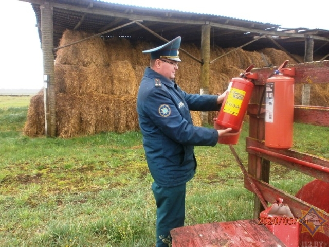 В Ивановском районе проверяют безопасность при заготовке грубых кормов