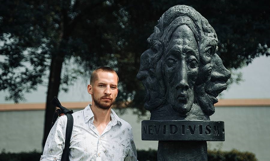 В Витебске появилась скульптура молодого местного художника