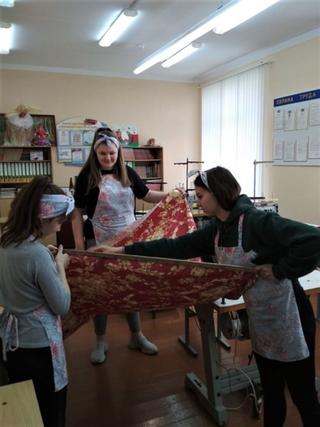 В Наровлянской гимназии организована работа лагеря труда и отдыха