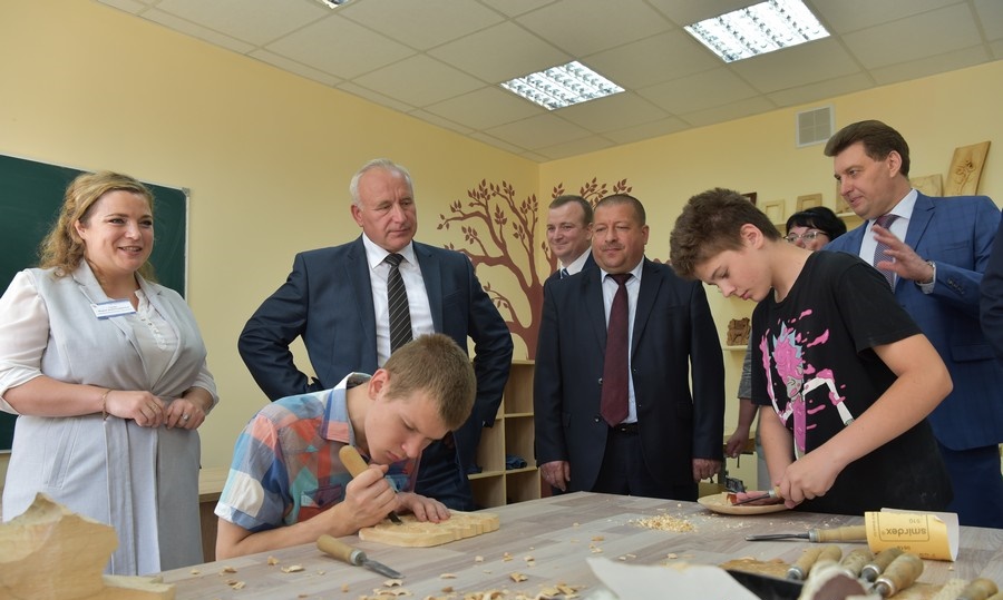 В Витебске открыли обновленный Дворец детей и молодежи