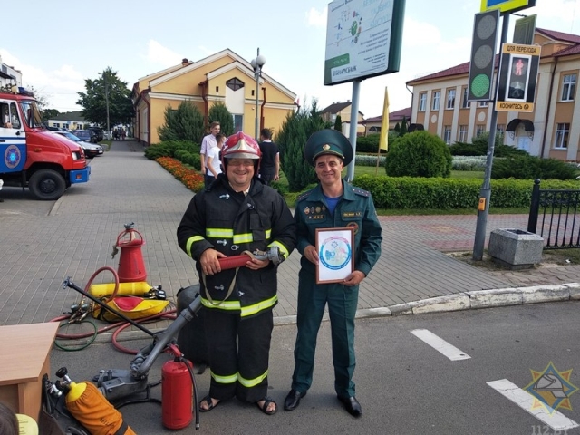 Спасатели устроили представление на Дне рождения города Иваново