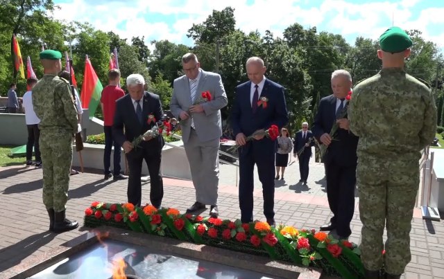В Пинске отметили 76-ю годовщину освобождения от гитлеровских оккупантов