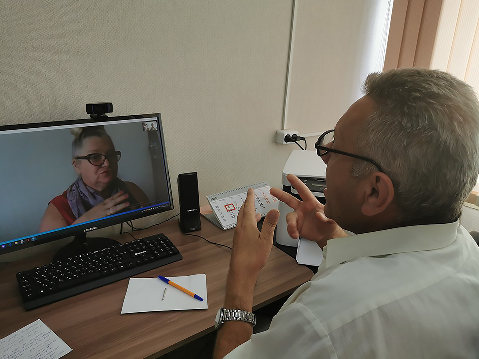 В Могилеве открылся центр для помощи людям с нарушением слуха