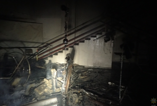 Речицкие спасатели ликвидировали пожар в кафе