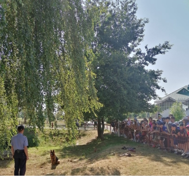 Малоритские милиционеры посетили спортивно-оздоровительный лагерь «Юность»
