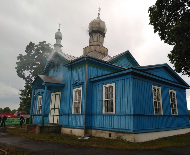 В Кобринском районе спасатели ликвидировали пожар в церкви
