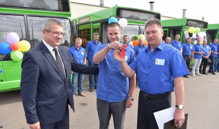 Витебский автобусный парк получил 8 новых автобусов «МАЗ»