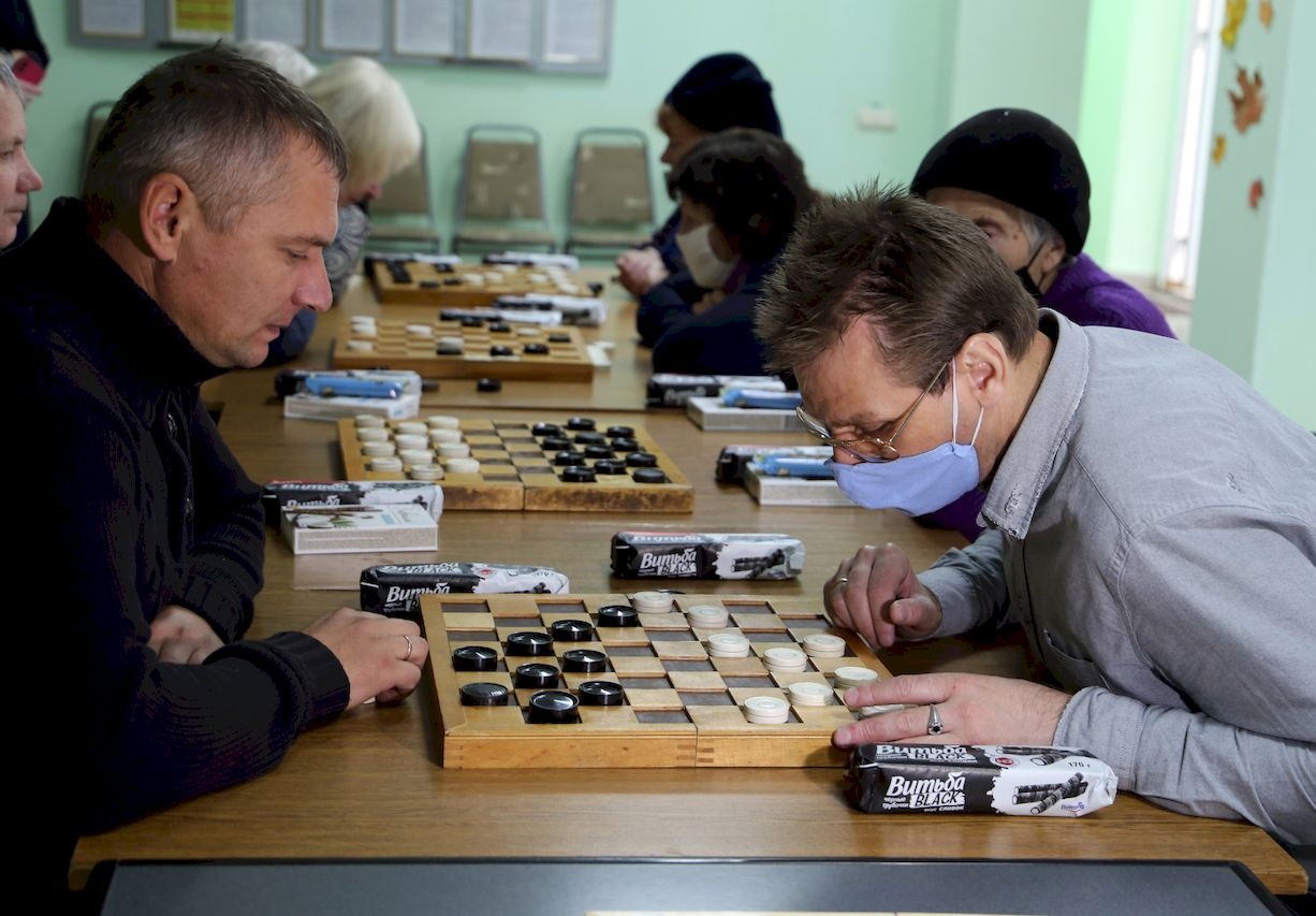 В Могилеве прошел турнир по шашкам среди инвалидов по зрению