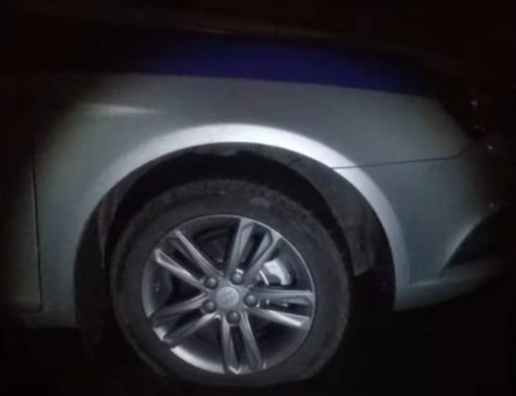 Барановичи: пьяный мужчина проколол шины в милицейском авто