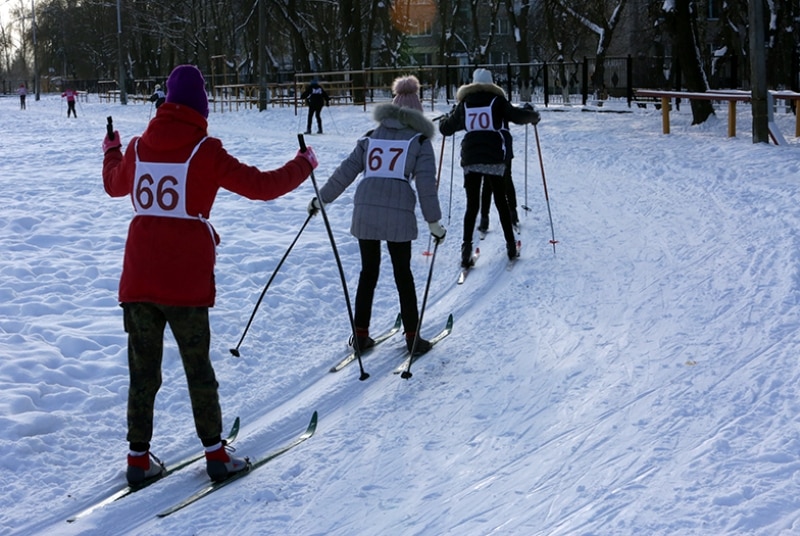 В Калинковичах прошли районные соревнования по биатлону «Снежный снайпер»