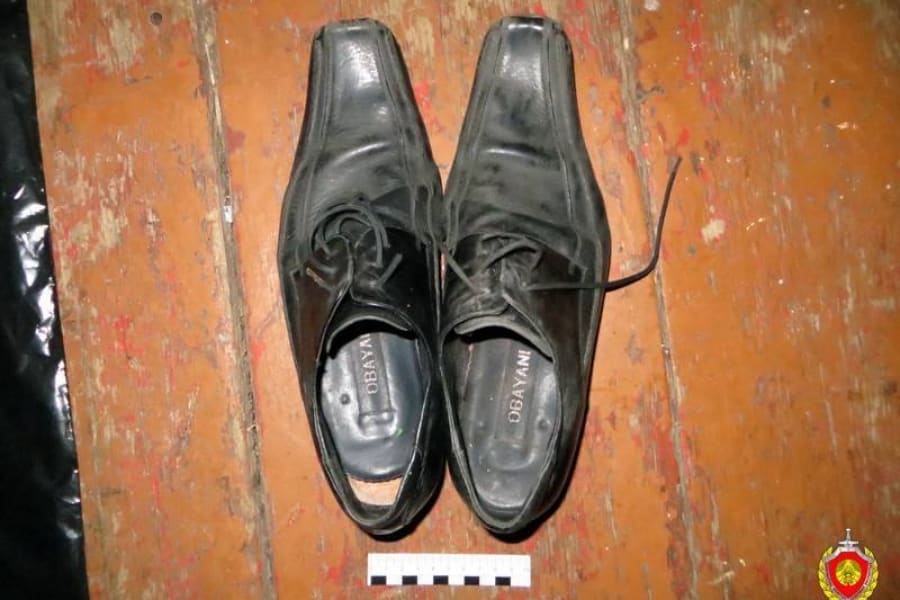 В Бобруйске вор во время кражи потерял свои туфли