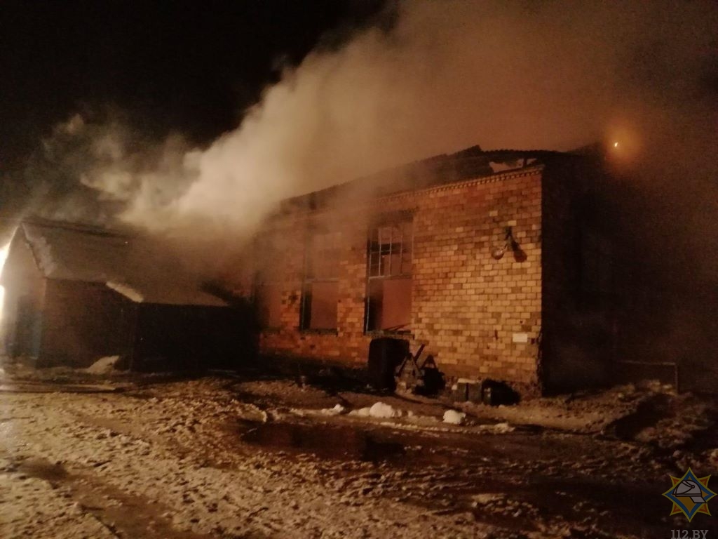 Столинский район: пожар в здании мастерских агрогородка Ремель