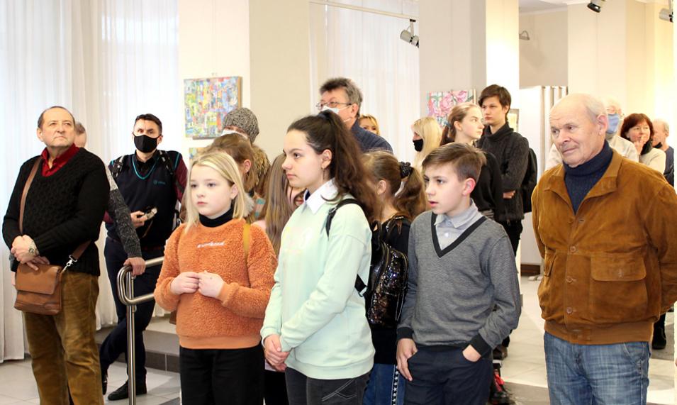 В Могилеве открылась выставка художника Игоря Беспалова