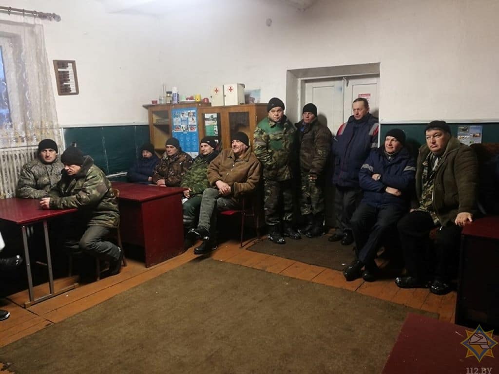 Встреча спасателей с трудовым коллективом КСУП «Бережное»
