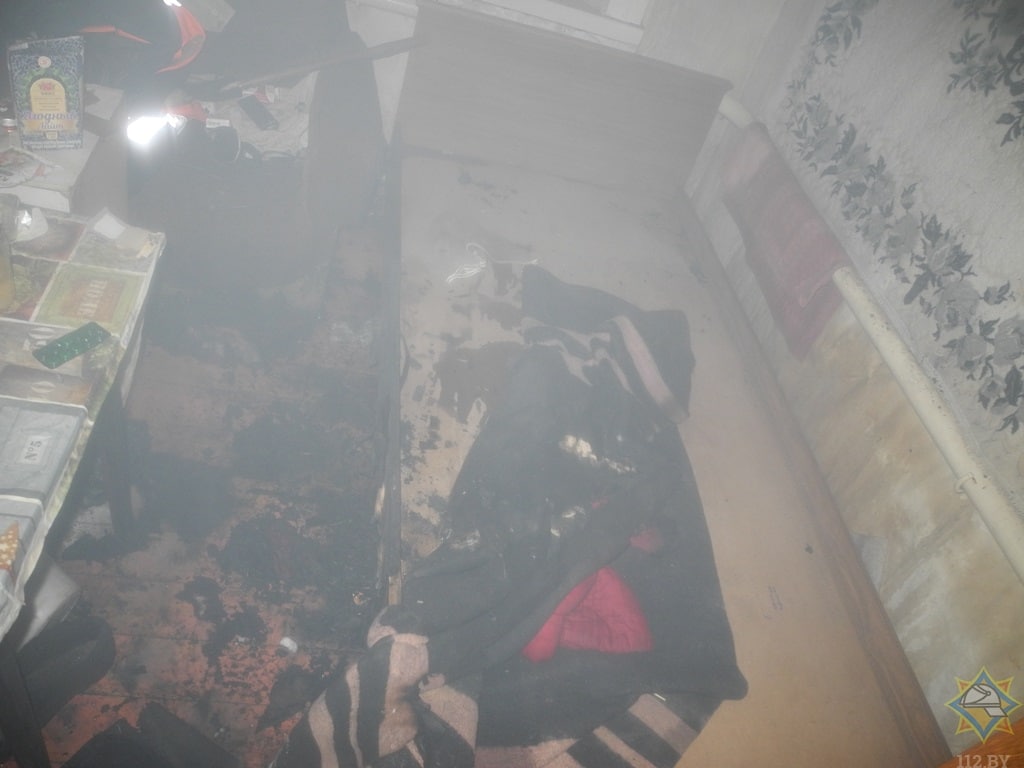 На пожаре в Гомеле огнеборцы спасли хозяина дома