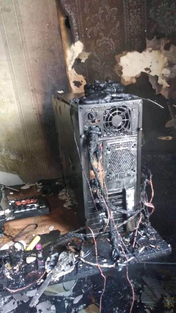 В Гродно из-за включенного компьютера едва не сгорела квартира