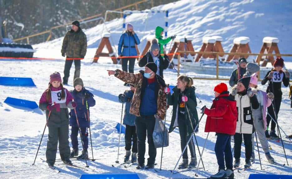 В Чаусах стартовал областной этап соревнований по биатлону "Снежный снайпер"