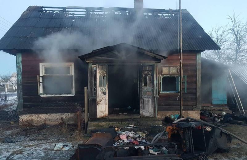 В Щучинском районе в своем доме сгорели пенсионеры