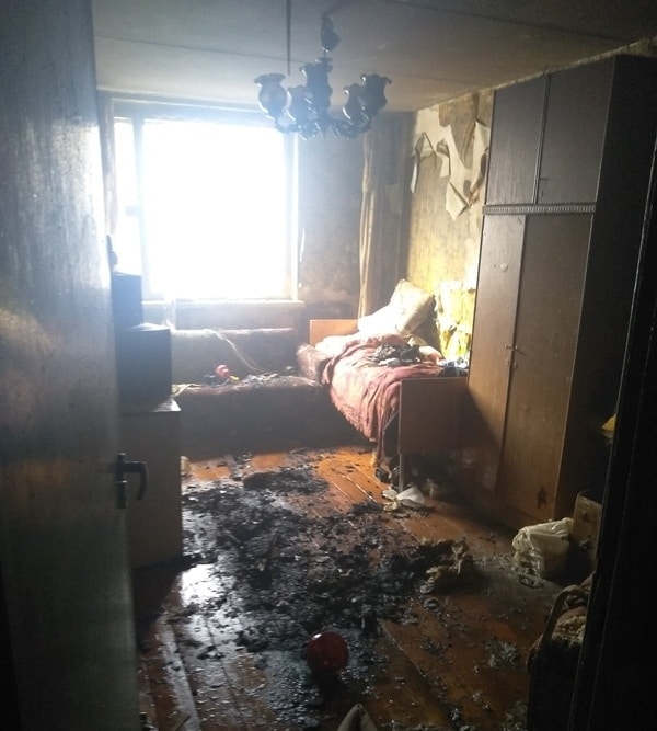 В общежитии Витебска на пожаре погиб человек, около ста эвакуировали