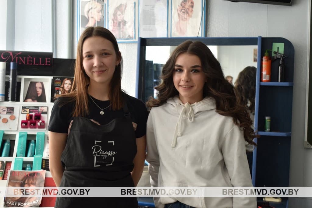 Парикмахерский мастер-класс для школьников в Барановичах