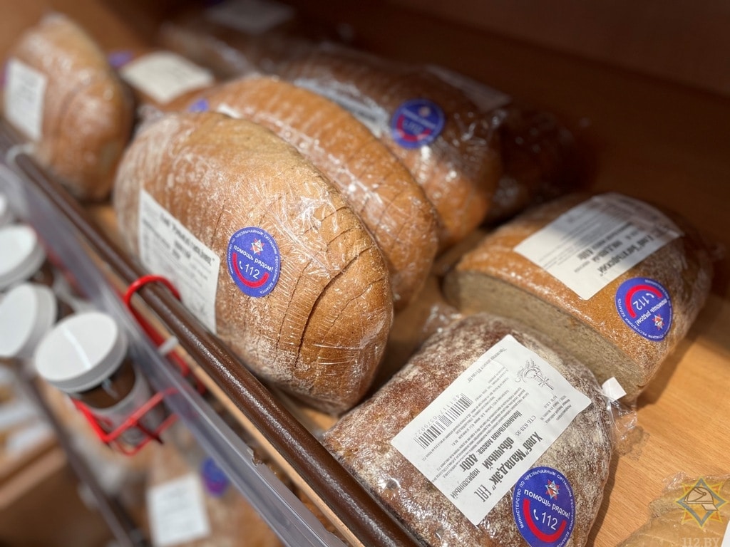 В Речице на упаковке хлеба разместили социальную рекламу
